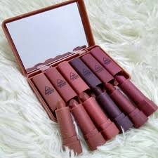 LipsticFemale Nude & Pink 6-Pcs Mini Matte Lipstick Set